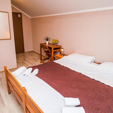Hotel Vincentinum Novigrad Na Dobri Duga Resa Exteriér fotografie