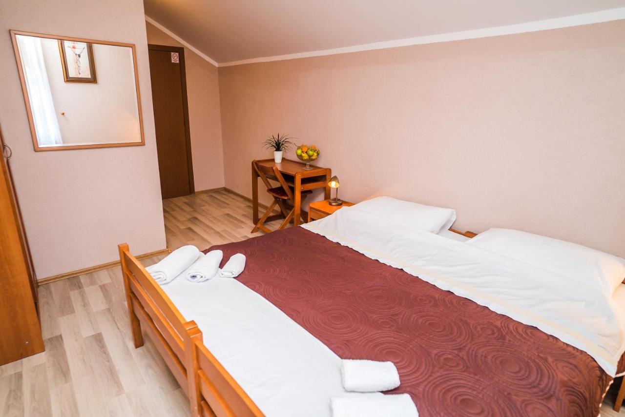 Hotel Vincentinum Novigrad Na Dobri Duga Resa Exteriér fotografie